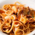 料理メニュー写真 魚介類のスパゲティ　トマト風味