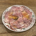 料理メニュー写真&nbsp;ミディアム仕立ての自家製ロースハム（低温調理）