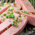 A5ランクの最高級の希少部位を原価ギリギリで販売。リピート必至の美味しさを適正価格で提供します。