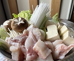 冬の味覚てっちり鍋の写真