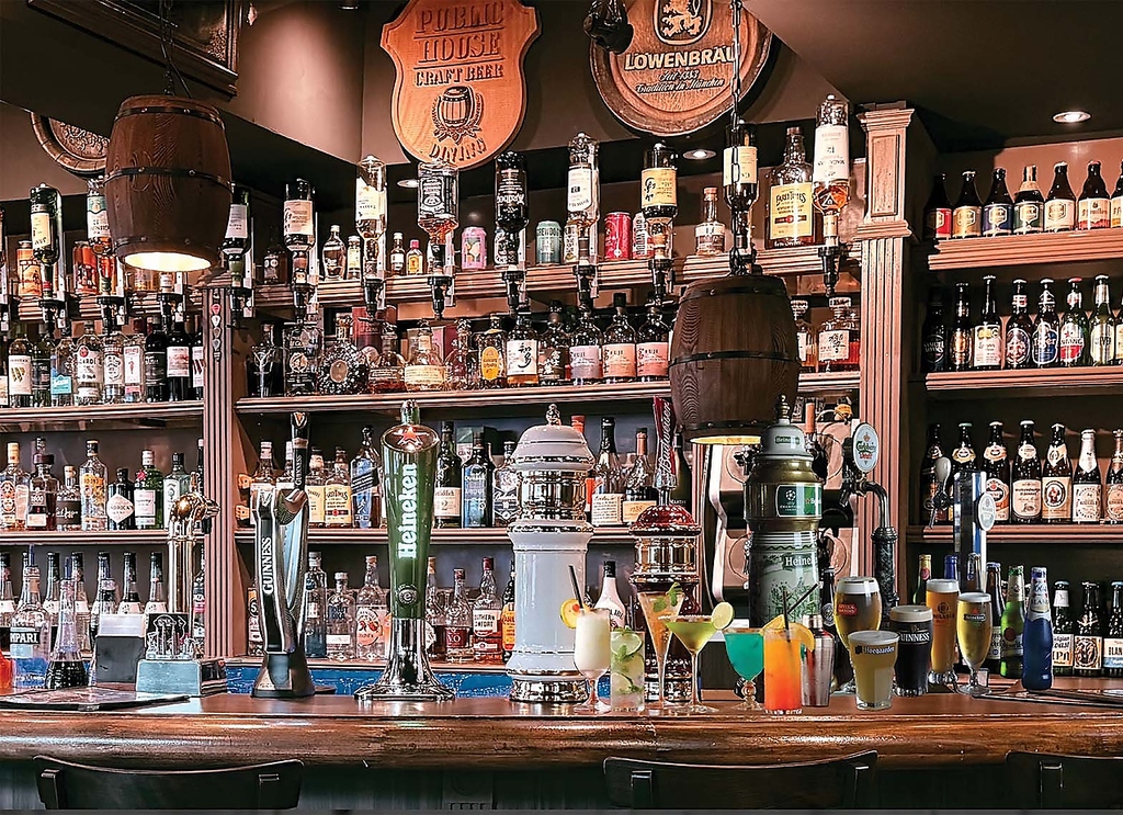 Club HAUS(クラブハウス)×Public drip(パブリックドリップ) clubhaus (クラブハウス) キャップ(ゴルフ) SIZE 不明 ブラック