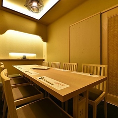 炉端焼きと海鮮とおでん 完全個室居酒屋 吟乃月　有楽町本店の特集写真