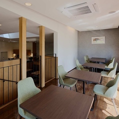 2階席。14～16名の団体にも対応しております