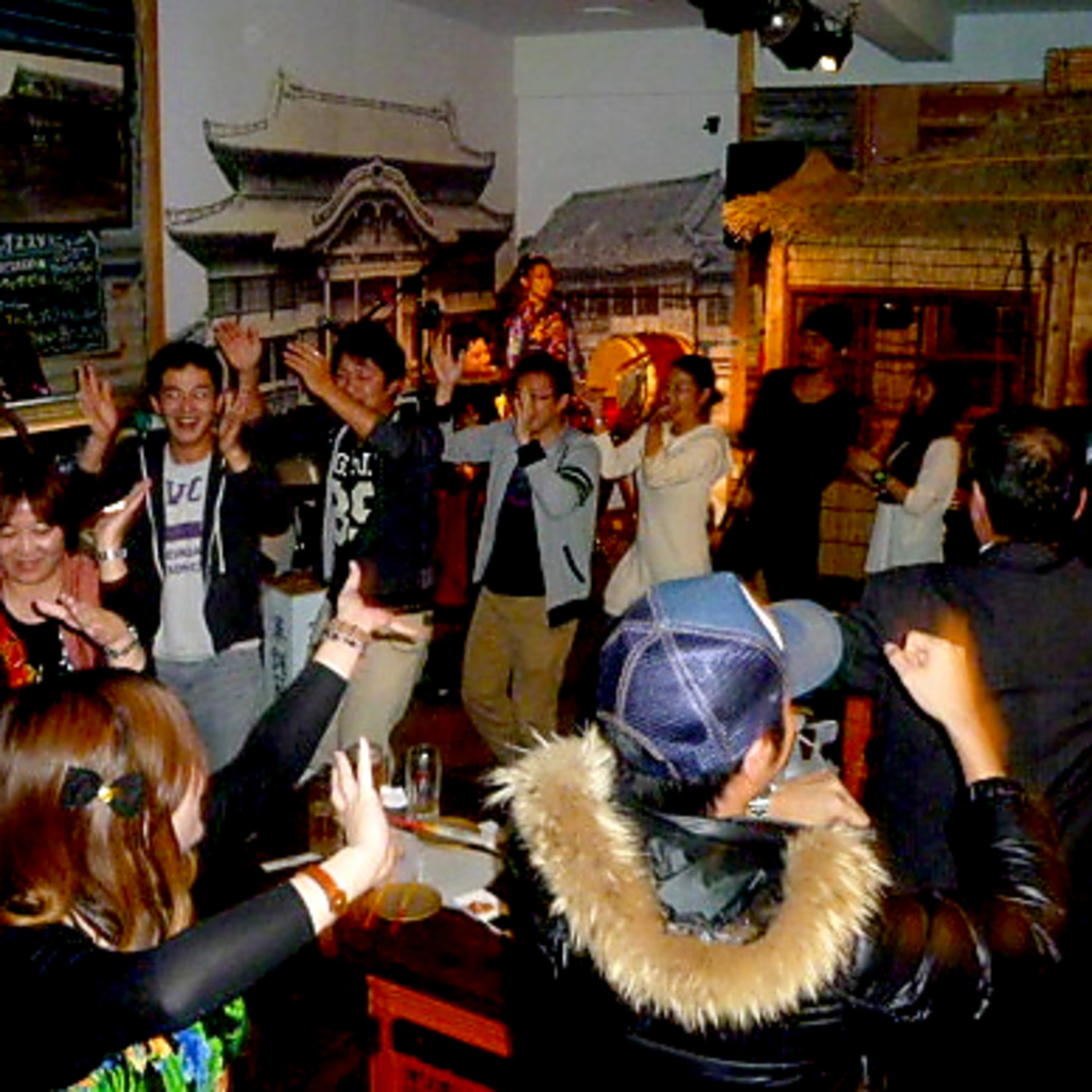 沖縄民謡界で著名な「前川ファミリー」の民謡ライブが、無料で楽しめます!!