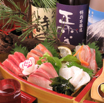 海鮮5種舟盛り合わせや芋すけ名物ボリューム満点◎もつ鍋等『静岡創作料理』『九州創作料理』が魅力