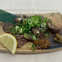 せせり炙り焼き