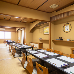 2F宴会場。最大40名まで対応可能です。