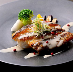 北海道産旬魚のポワレ