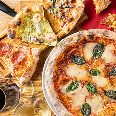 石窯で焼き上げる特大もっちりPIZZAがALL550円(税込)★