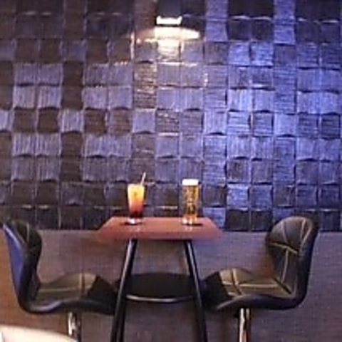 落ち着いた空間のダイニングバー◎