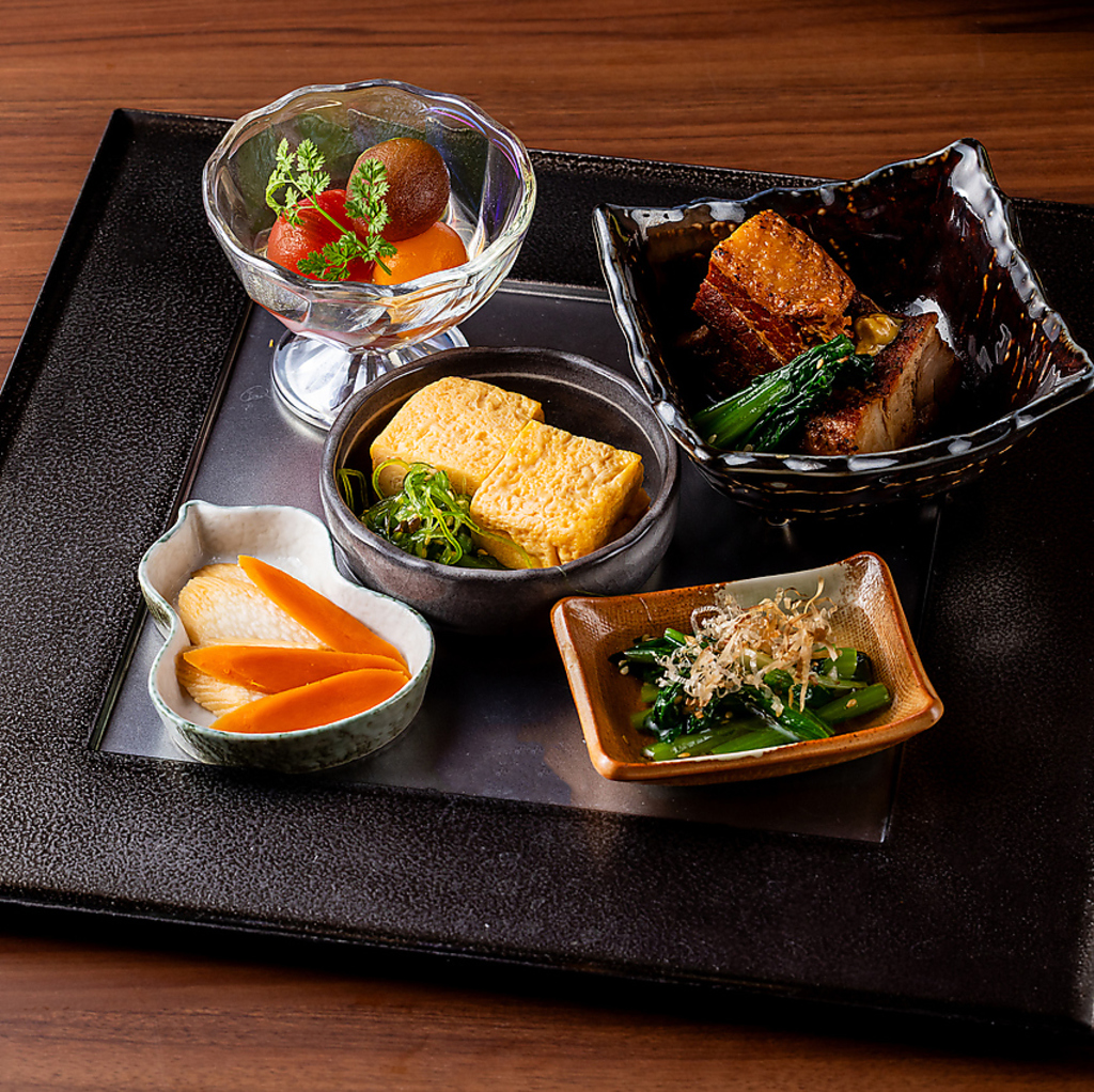 ウイスキー好き必見！「スタンダード」と「プレミアム」の2種の飲み放題をご用意。単品での注文も◎