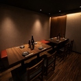 【6名～10名席】ゆったり寛げる席。中人数の宴会利用の際にオススメの席です！気軽に仕事帰りや打ち上げに当店お使いください♪3時間飲み放題付きコースは3000円から◎ご利用人数や用途に応じたお席にご案内いたします！