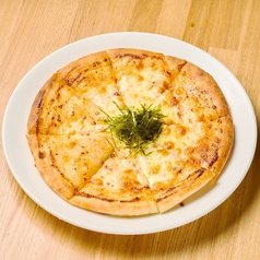 料理長自慢の明太クリームピザ