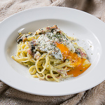 もっちもちの生麺♪地元の素材にこだわり独自の配分で製麺した自慢の生パスタをぜひご賞味ください◎