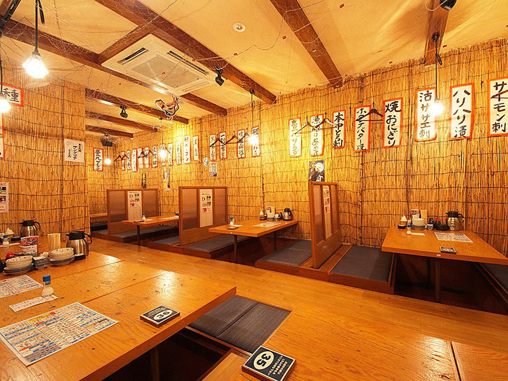 江坂駅近★大キャパ180席!!ゆったり掘りごたつ貸切30名までOK!!江坂での会社宴会に◎