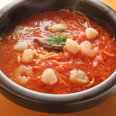 魚介のピリ辛トマトスープパスタ
