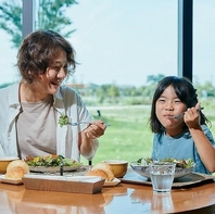 季節ごとの新鮮な食材に出会い、心豊かになる体験を。
