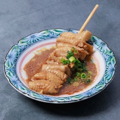 鶏皮串煮込み