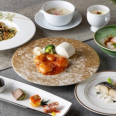 中国割烹旅館 掬水亭 レストラン天外天のコース写真