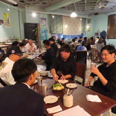 ご来店いただいた人数分のお席が無くても、テーブルや椅子のレイアウトを変更できますので、心置きなくお声がけください。ご友人同士の飲み会や女子会、ちょっとしたお集まりでも調整可能です。