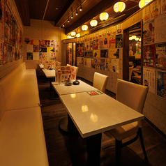 10名様用のテーブル席です。