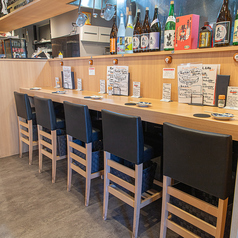 カウンター席が5席ございます。