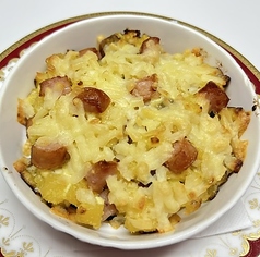 さつま芋とソーセージのチーズ焼き