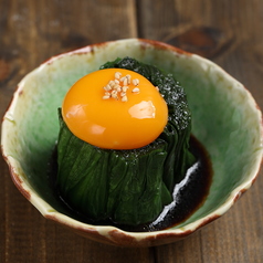 ニラたまユッケ