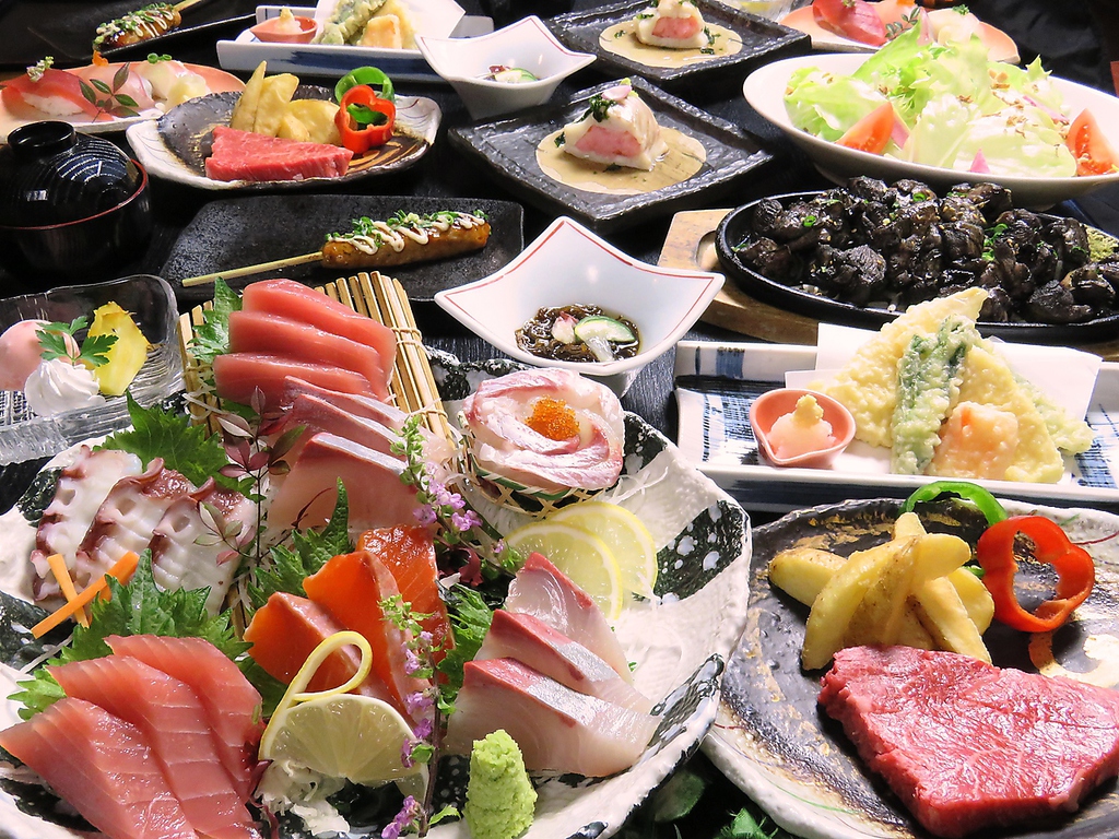 忘新年会は飲み放題2時間付4000円からご用意。リーズナブルな価格でご利用いただけます。