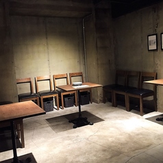 企業の打ち上げ、同窓会など様々なシーンでの半立食パーティーは13～20名様までご利用可能です。人気のお部屋ですので、是非お早めにご予約下さい。