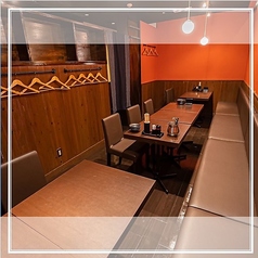 炭火焼鳥とチリトリ鍋 ヤキトリバティ 本町店の雰囲気2