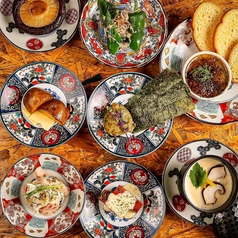 【職人技が光る極上焼き鳥】秋田比内地鶏をはじめとする厳選鶏にひと手間加えた当店自慢の逸品の写真