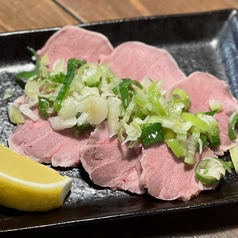 低温調理豚タン