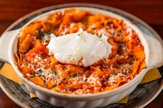 羊飼いの料理 パーネ・カラザウとトマトソース、チーズの重ね焼き "パーネ・フラッタウ"