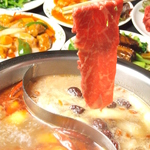 食べ放題に火鍋を付けることも！美容にも良いコラーゲンボール入り！