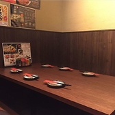 【多彩な宴会プラン】2名様から20名様までの小宴会や大宴会に最適なスペースを完備しています。人数に応じた仕切りやレイアウト変更も可能で、自由なスタイルでのご利用が実現できます。ご宴会の詳細やご希望については、ぜひお気軽に店舗へお問い合わせください。特別なひとときを、心地よい空間でお楽しみいただけます。