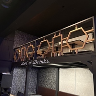 【2階席完備】ご家族連れや少人数のお集まりに！