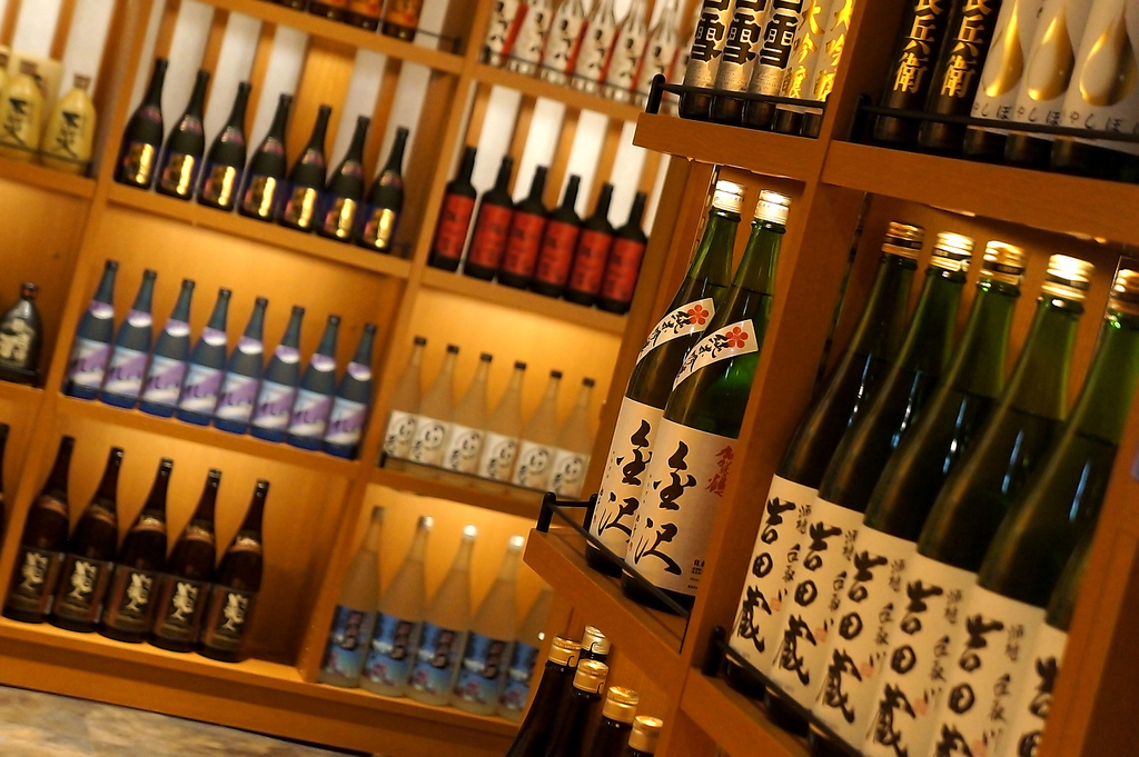 ボトルキープでお得がいっぱい！！地酒も各種取り揃えております♪