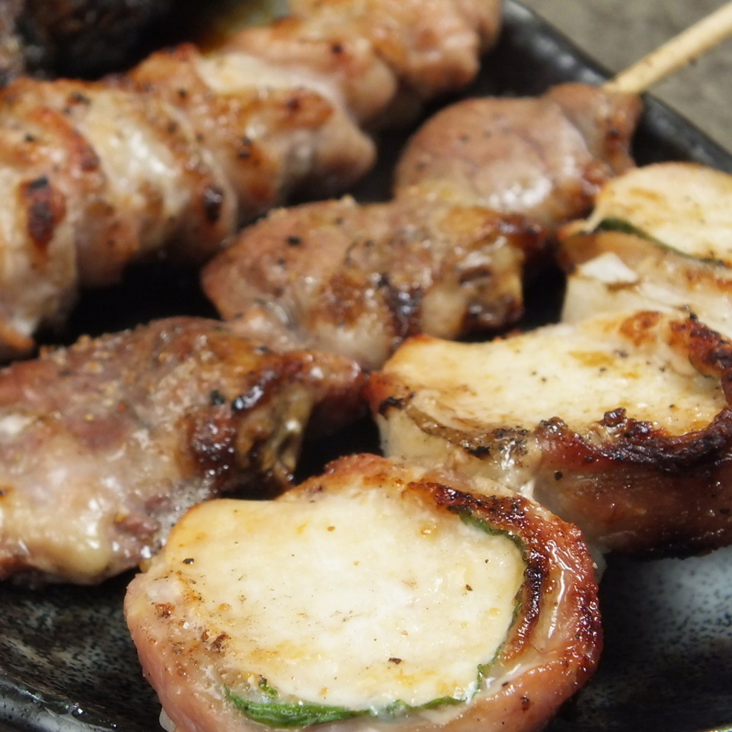 備長炭で焼きあげるこだわりの焼鳥♪単品でもコースでもリーズナブルな価格でお楽しみいただけます！