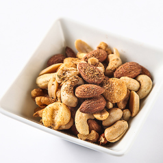 スパイシーミックスナッツ