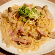 【パスタ人気No.1ひと口食べたら止まらぬ美味しさ】和風きのこのクリームパスタ
