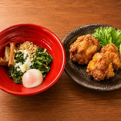 汁なし担々麺+唐揚げ(3個)