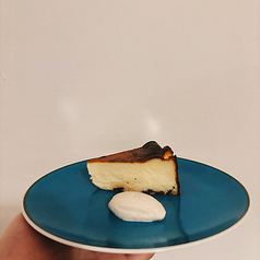 ラムレーズンのバスクチーズケーキ