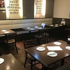 【20名様～50名様で貸切可能】広々とした店内を丸ごと貸切にして、プライベート感たっぷりのパーティーが叶います！会社の宴会や地域のお集まり、結婚式の二次会など、大型のイベントにぜひご利用ください。見通しの良いワンフロアなので一体感も抜群◎レイアウトの相談も承りますので、お気軽にお電話ください。