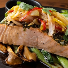 キングサーモンのブレゼ　香港スタイル