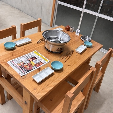 石垣島 焼肉倉庫の雰囲気1