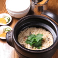 料理メニュー写真 土釜炊き 鯛飯(二人前)