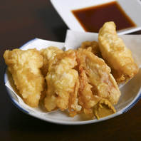 店名に冠した「とり天」と「からあげ」の魅力◎