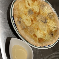 4種のチーズ クアトロフォルマッジ 蜂蜜と