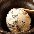 料理メニュー写真 黒豆ときな粉のアイス
